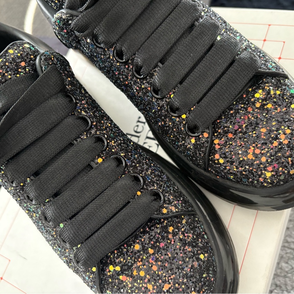 Glitter Black Low-Top Sneakers with Multicolor Speckle